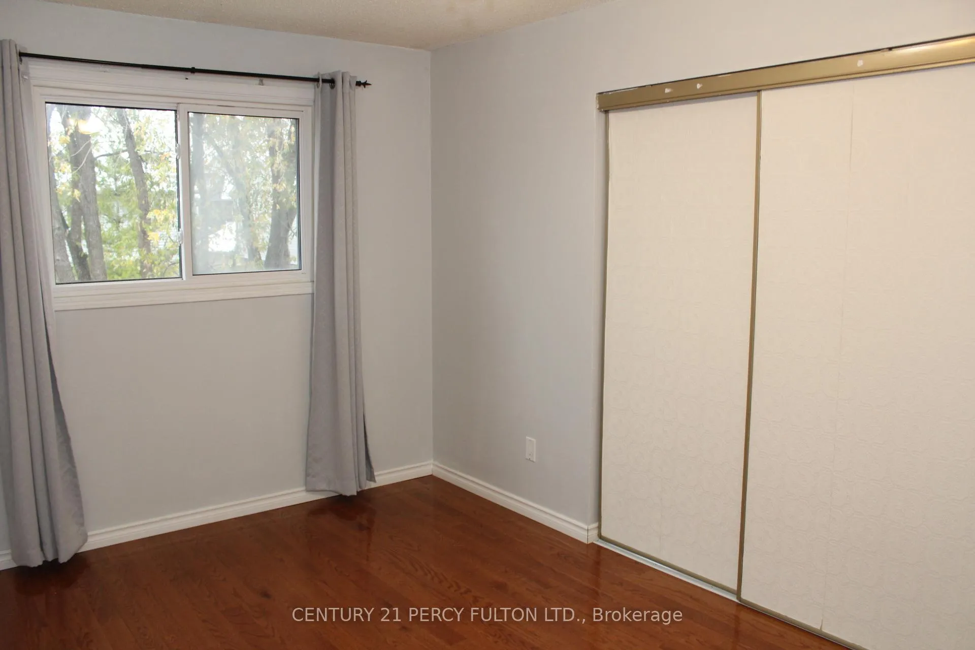 Photo 12 of 83 Barnes Drive, Ajax, Central — HOMEH