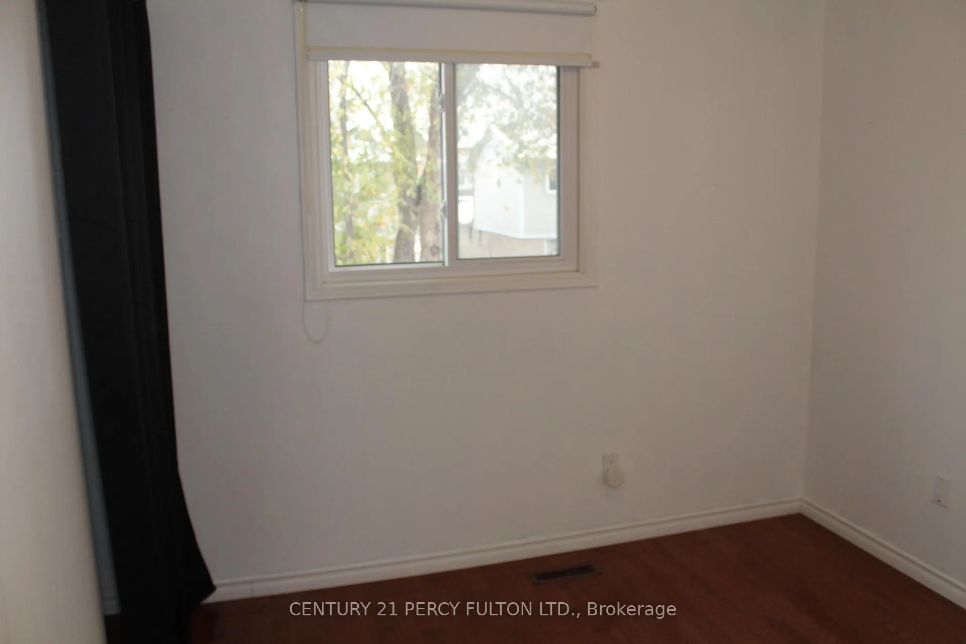 Photo 13 of 83 Barnes Drive, Ajax, Central — HOMEH