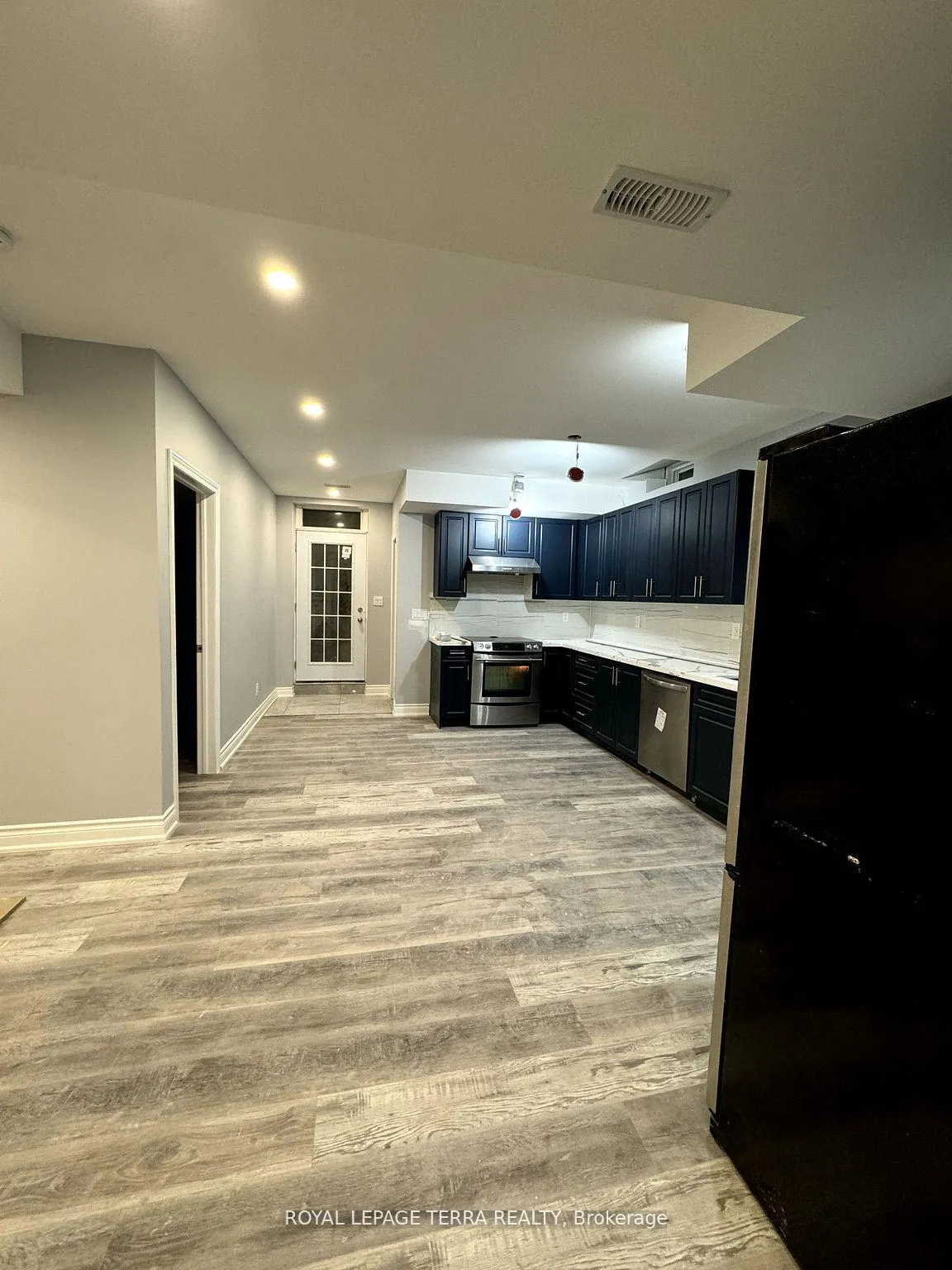Photo 14 of 2593 Craftsman Drive, Oshawa, Windfields — HOMEH