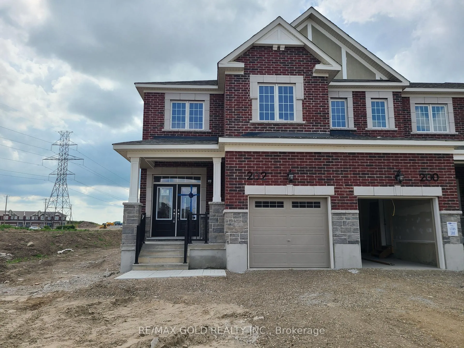Photo 1 of 202 Histand Trail, Kitchener — HOMEH