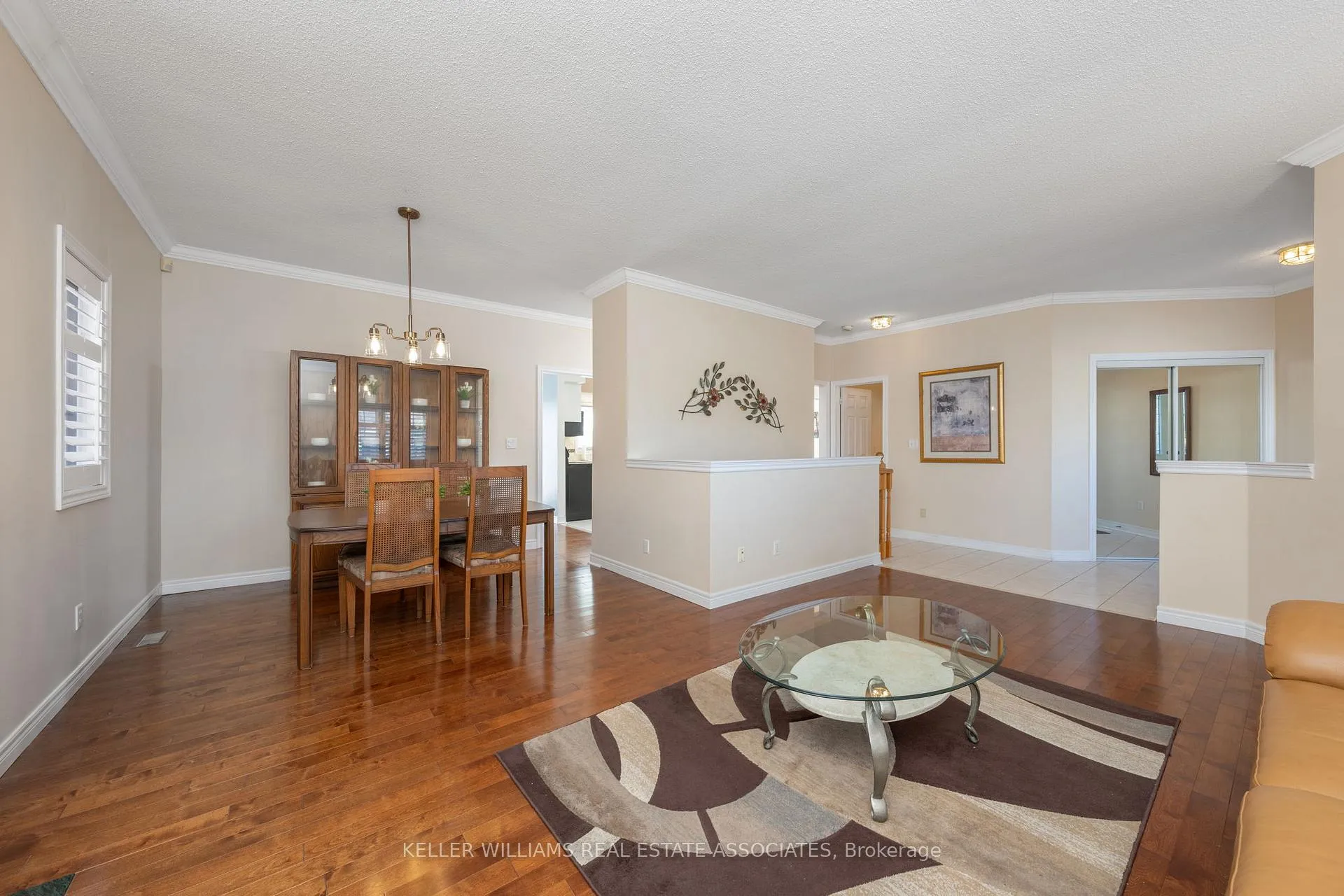 Photo 7 of 9 Wellford Gate, Brampton, Sandringham-Wellington — HOMEH