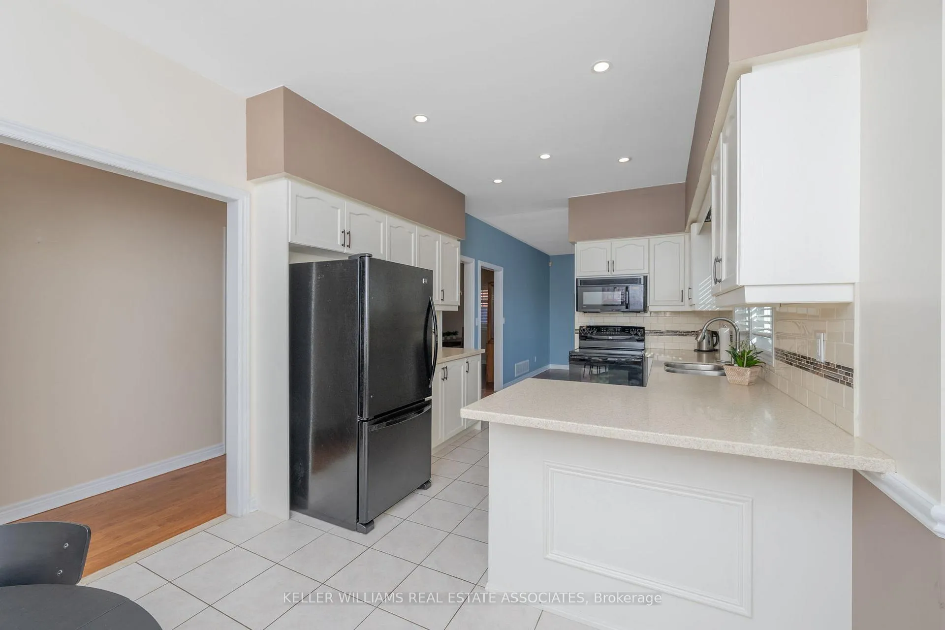 Photo 14 of 9 Wellford Gate, Brampton, Sandringham-Wellington — HOMEH
