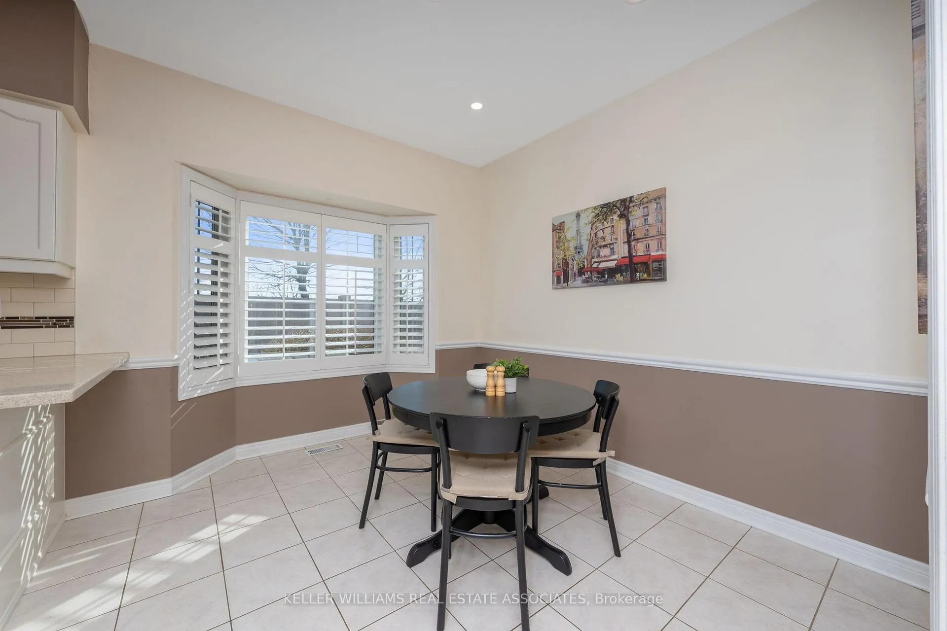 Photo 16 of 9 Wellford Gate, Brampton, Sandringham-Wellington — HOMEH