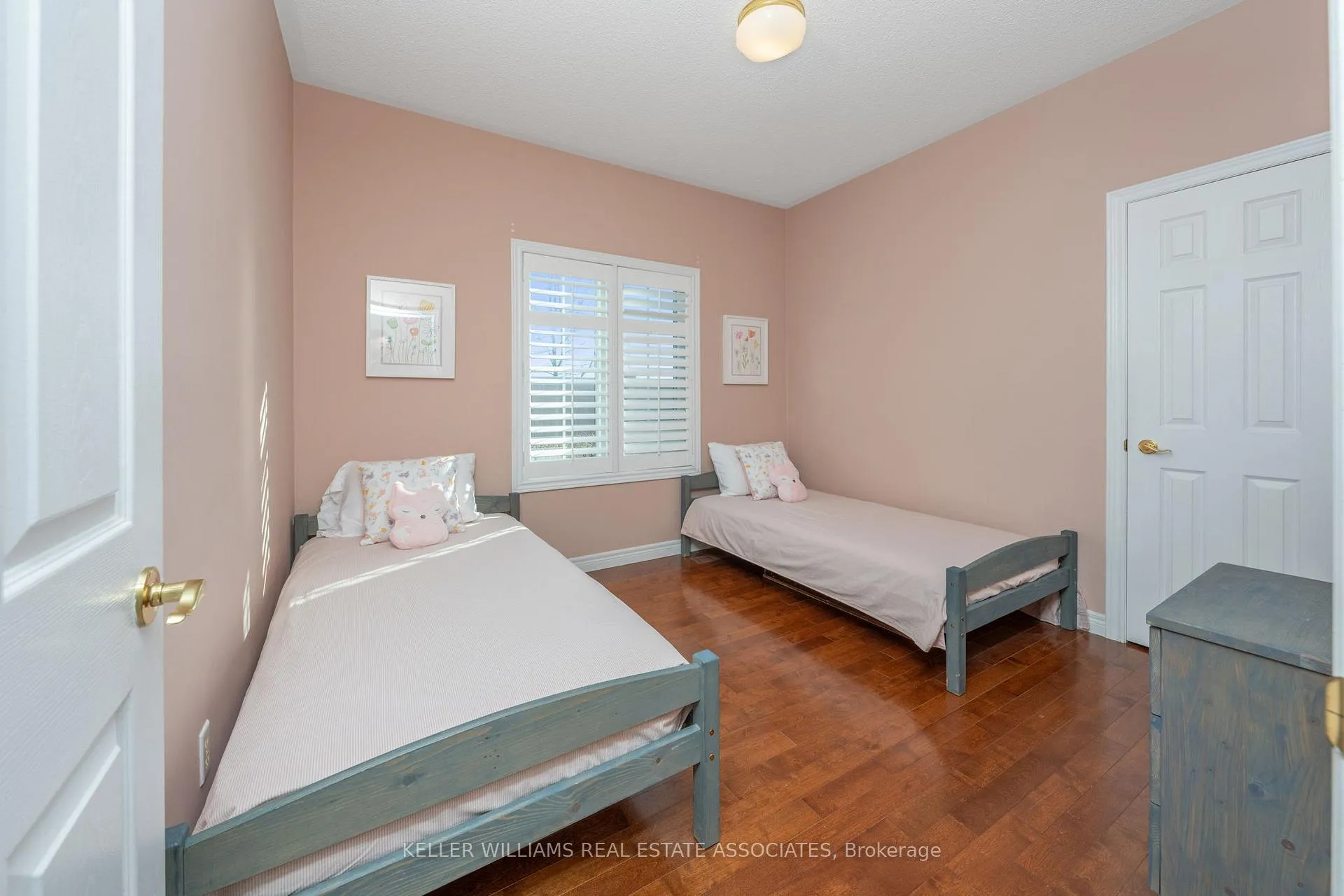 Photo 19 of 9 Wellford Gate, Brampton, Sandringham-Wellington — HOMEH