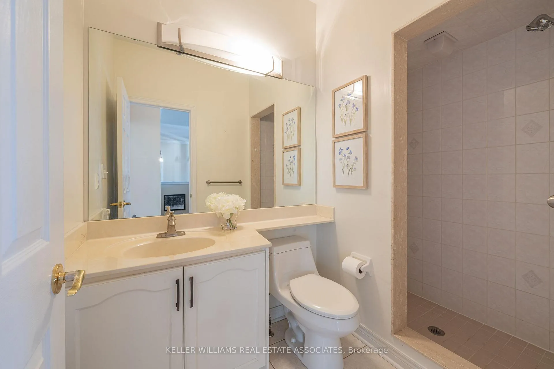 Photo 20 of 9 Wellford Gate, Brampton, Sandringham-Wellington — HOMEH