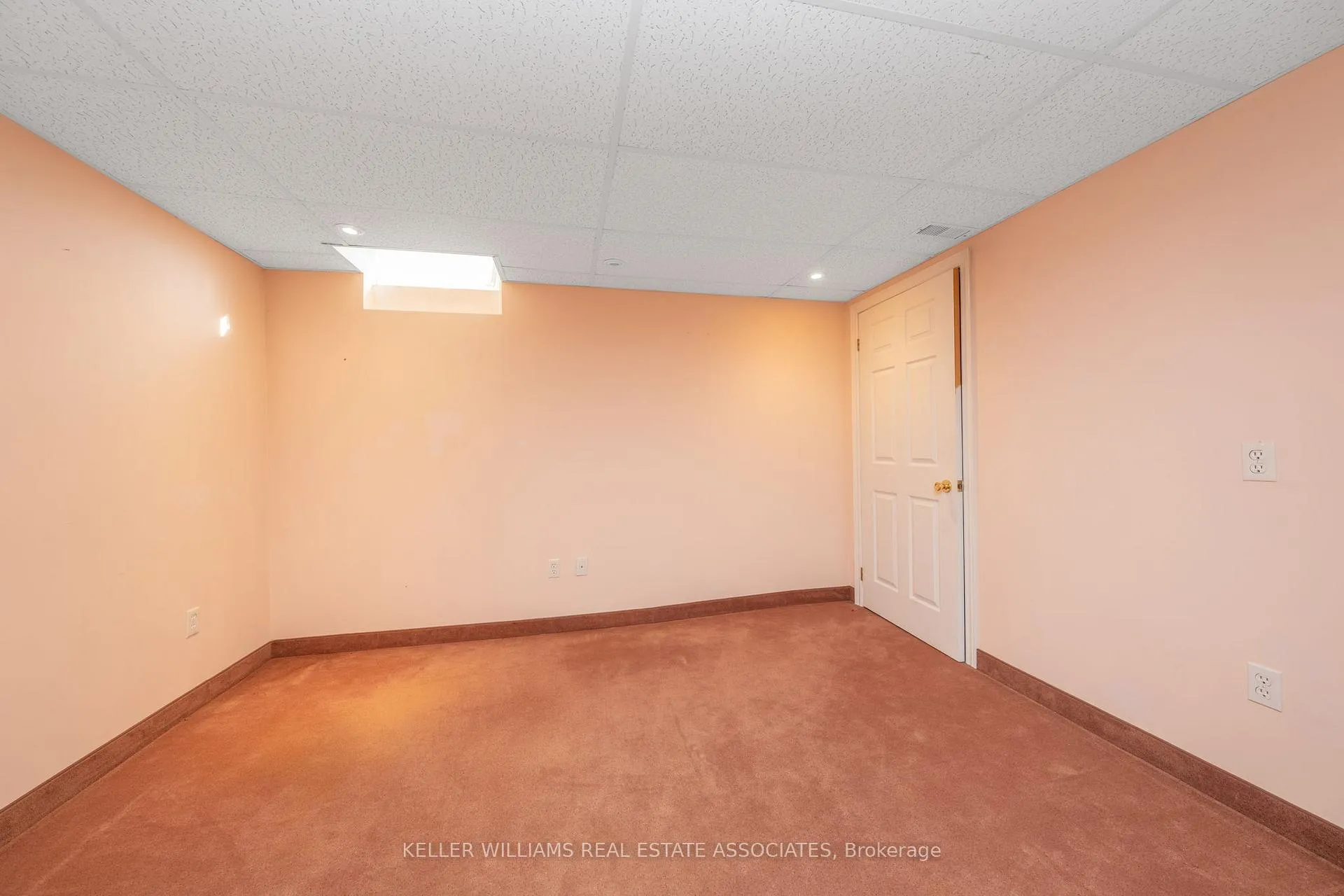 Photo 22 of 9 Wellford Gate, Brampton, Sandringham-Wellington — HOMEH