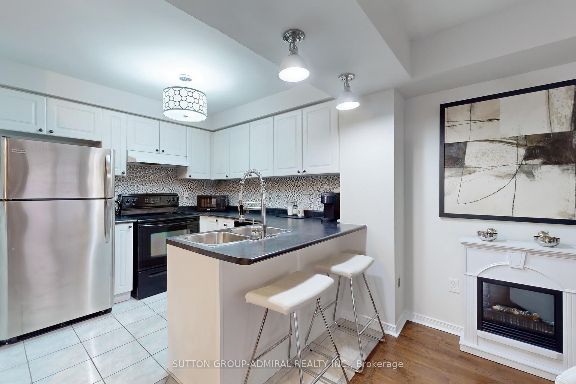 Photo 5 of 10 Burnsborough Street, Ajax, South West — HOMEH