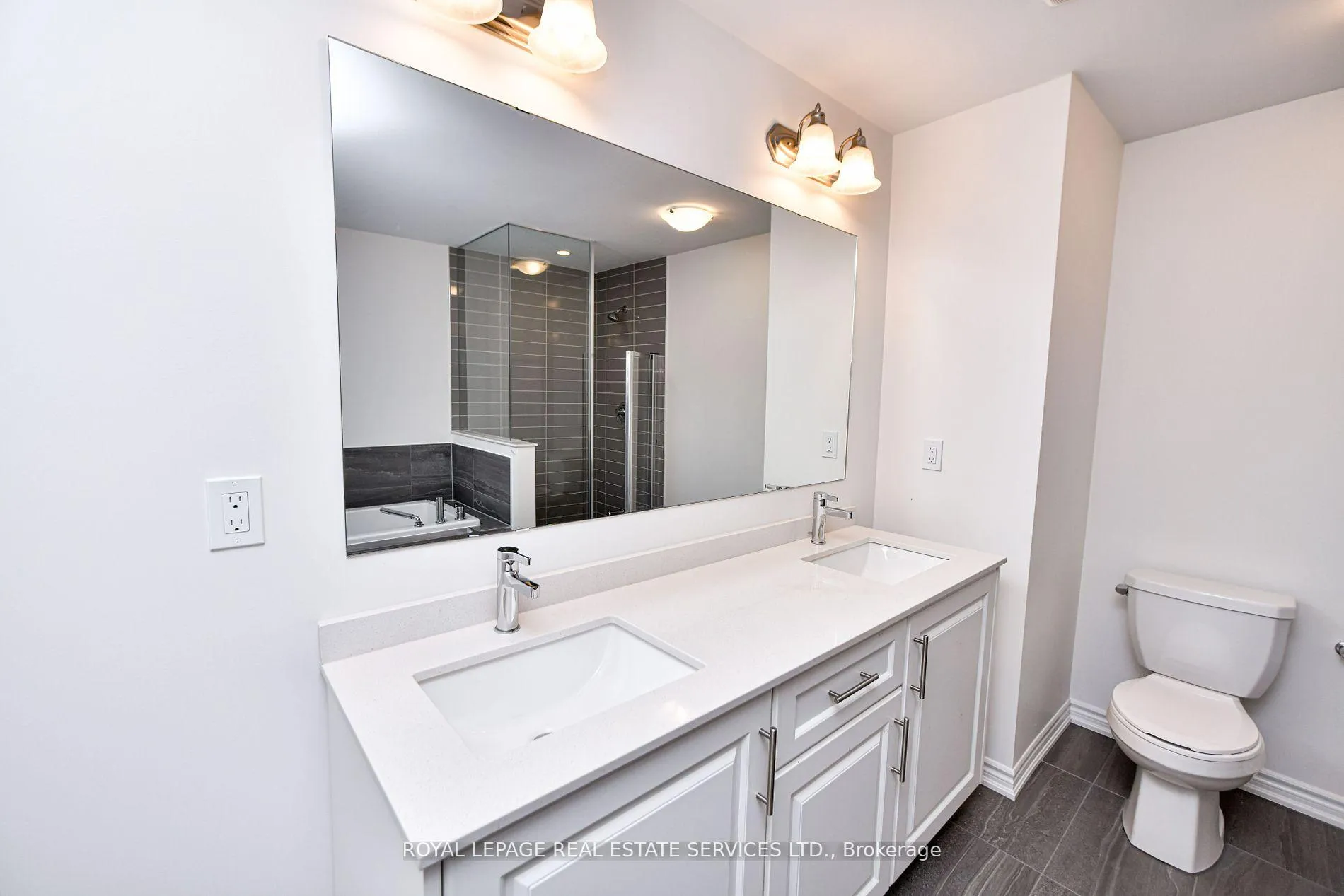 Photo 32 of 323 Thimbleweed Court, Milton, Walker — HOMEH