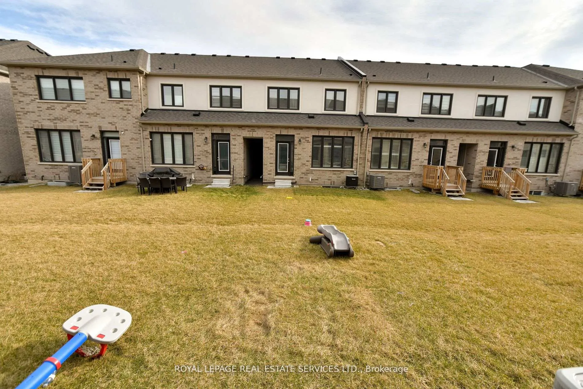 Photo 36 of 323 Thimbleweed Court, Milton, Walker — HOMEH