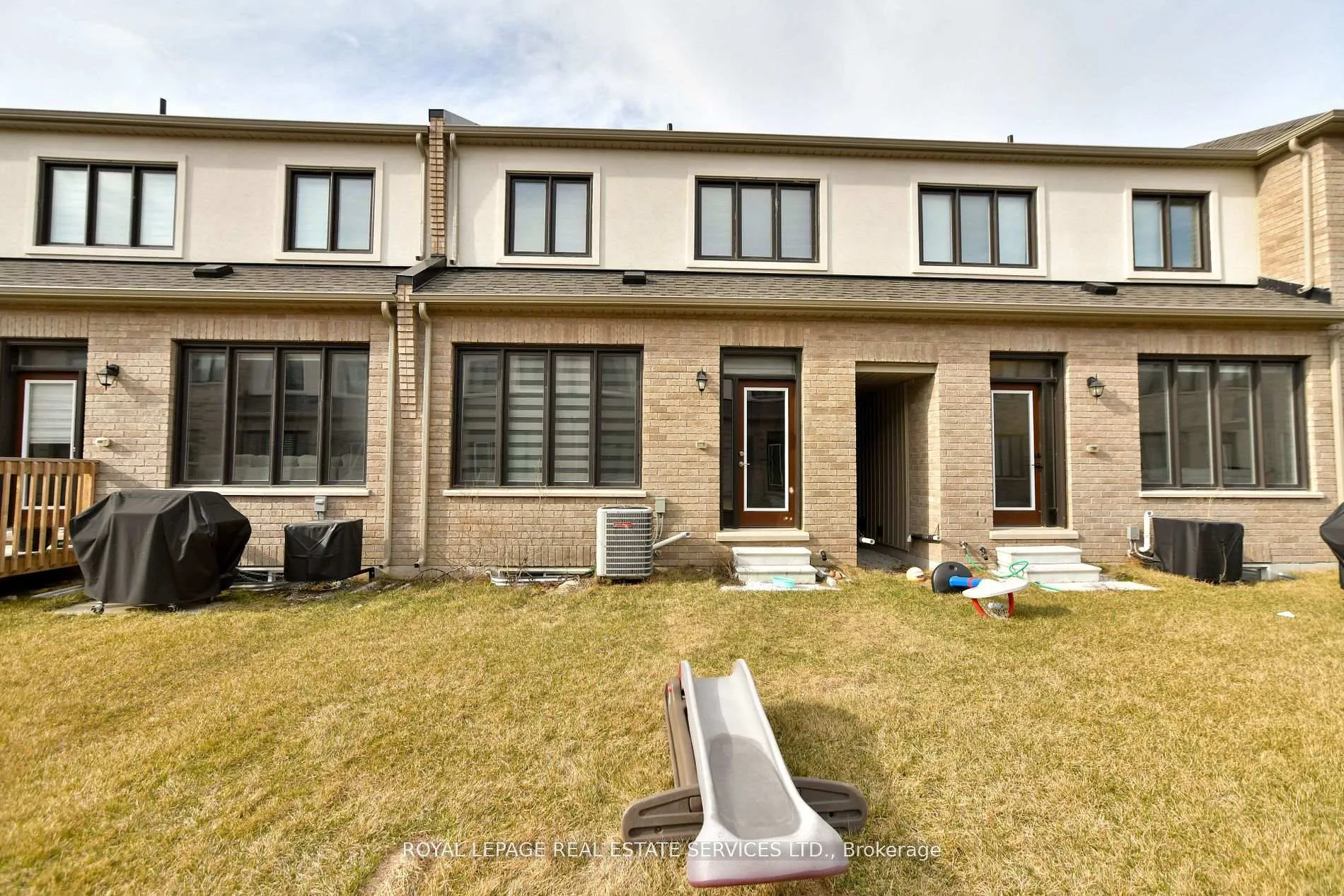 Photo 37 of 323 Thimbleweed Court, Milton, Walker — HOMEH
