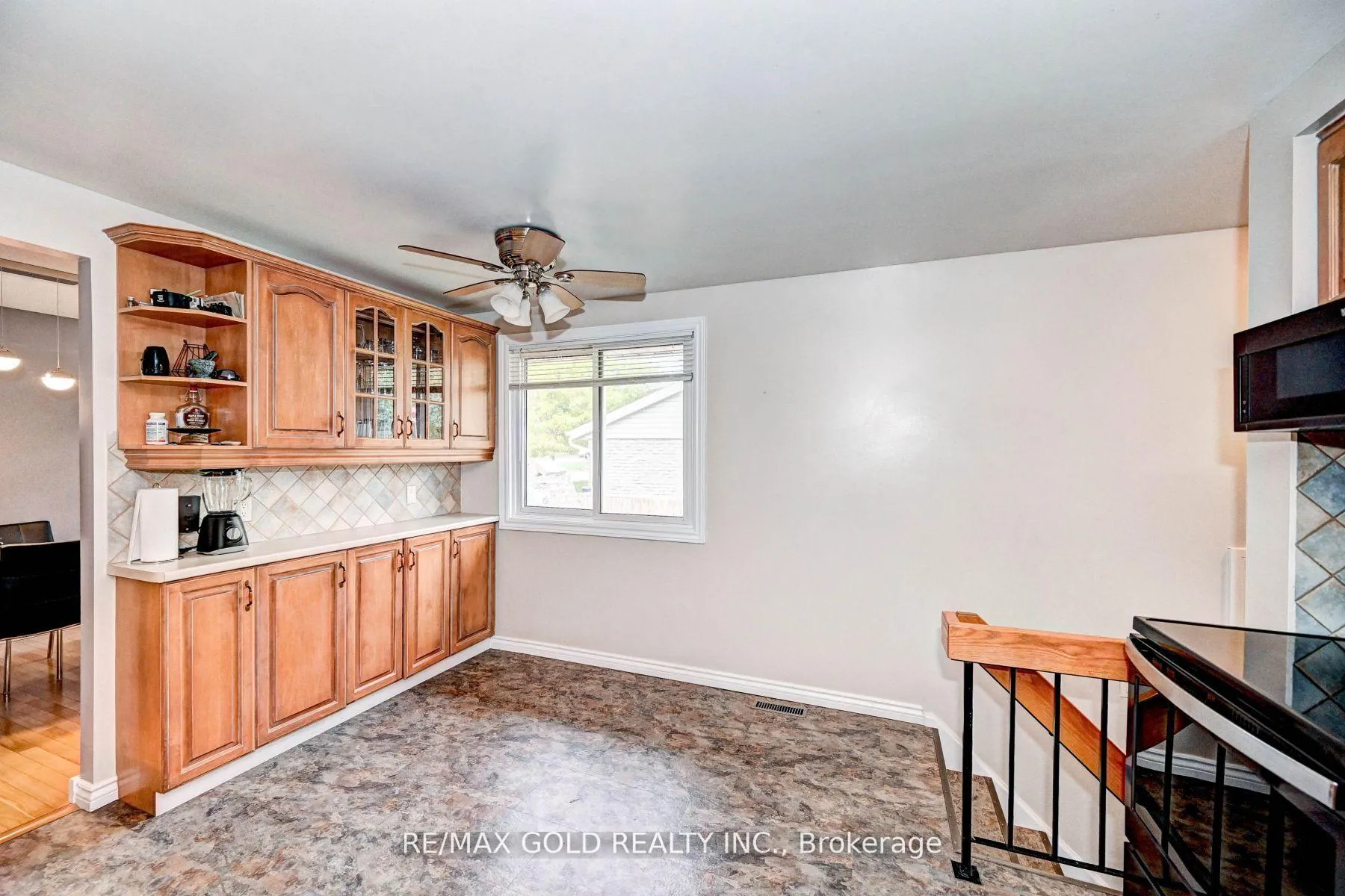 Photo 17 of 288 Salisbury Avenue, Cambridge, Blair Road — HOMEH