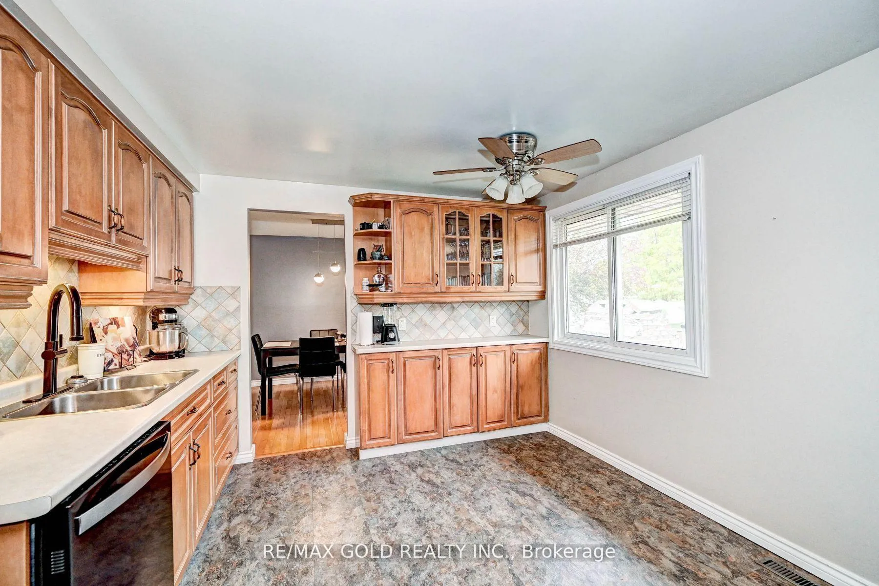 Photo 18 of 288 Salisbury Avenue, Cambridge, Blair Road — HOMEH