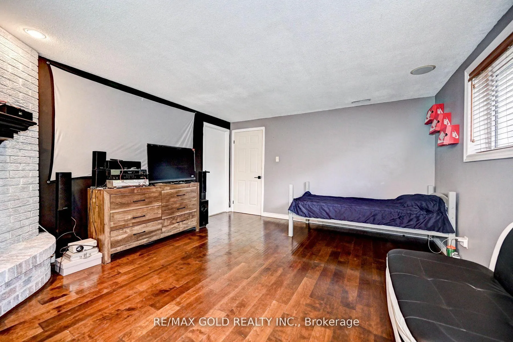 Photo 33 of 288 Salisbury Avenue, Cambridge, Blair Road — HOMEH
