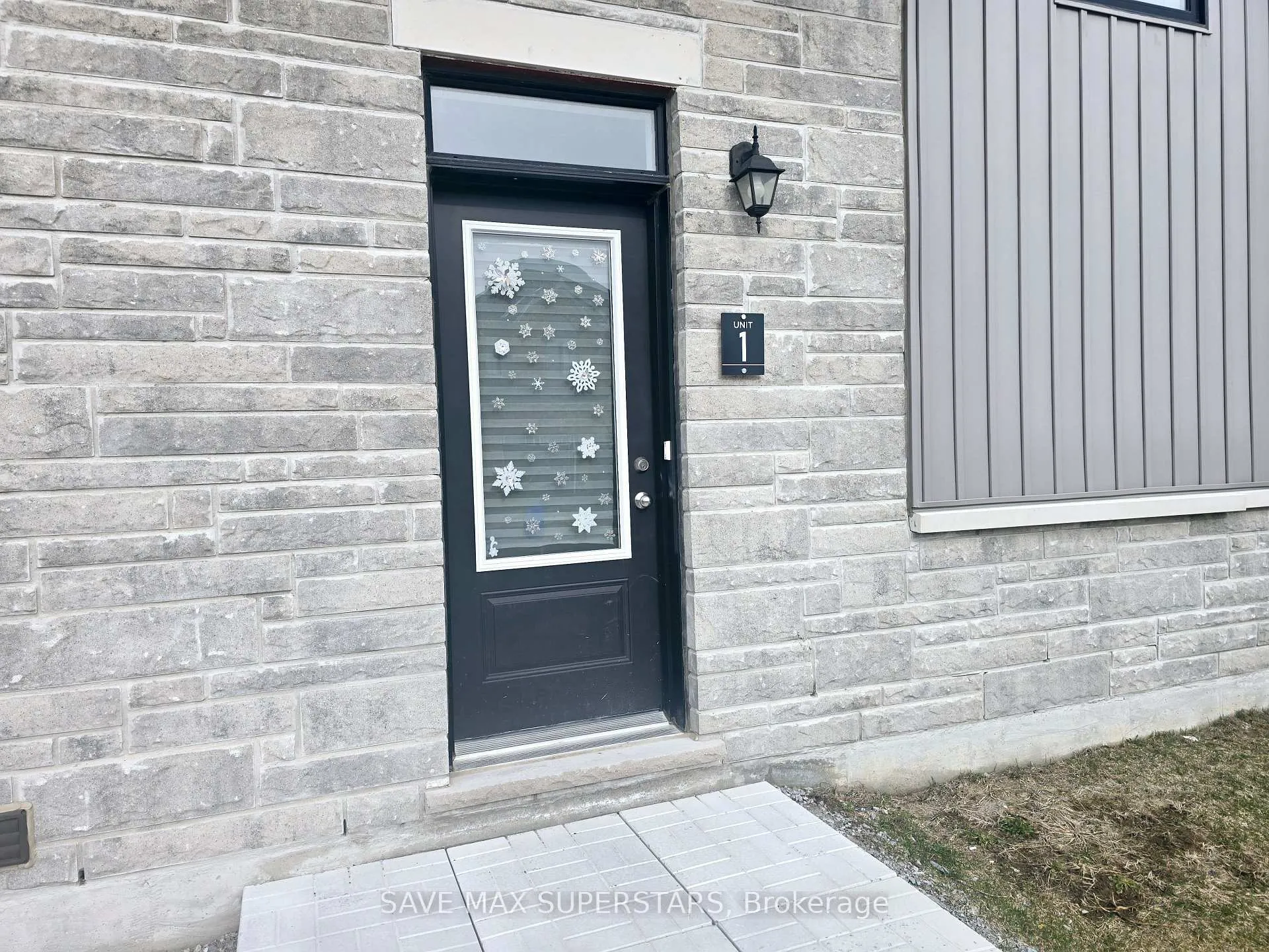 Photo 1 of Unit Lower, 11 Valleybrook Road, Barrie, Rural Barrie Southeast — HOMEH