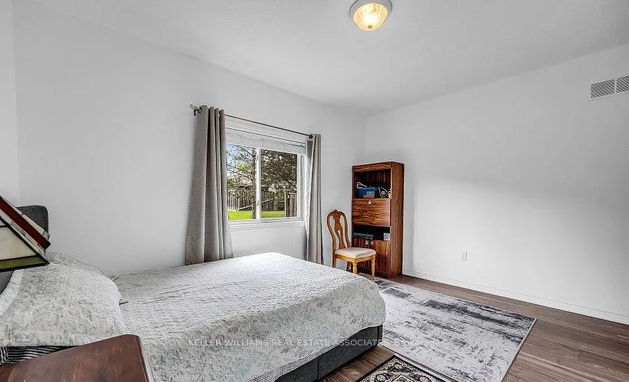 Photo 19 of 98 Southbrook Drive, Hamilton, Binbrook — HOMEH