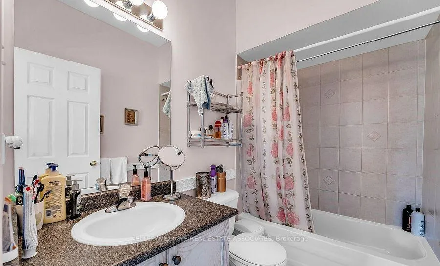 Photo 20 of 98 Southbrook Drive, Hamilton, Binbrook — HOMEH