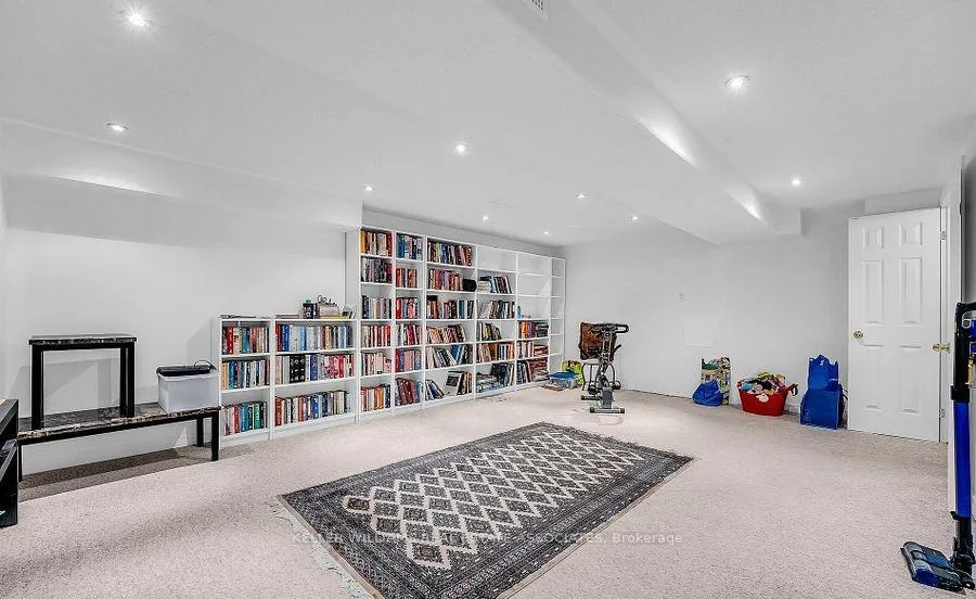 Photo 24 of 98 Southbrook Drive, Hamilton, Binbrook — HOMEH