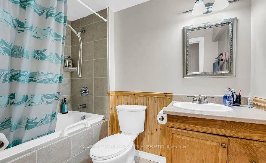 Photo 32 of 98 Southbrook Drive, Hamilton, Binbrook — HOMEH
