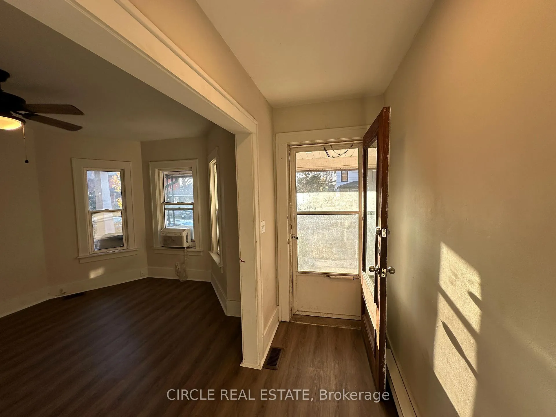 Photo 6 of 202-204 Mckay Avenue, Windsor — HOMEH