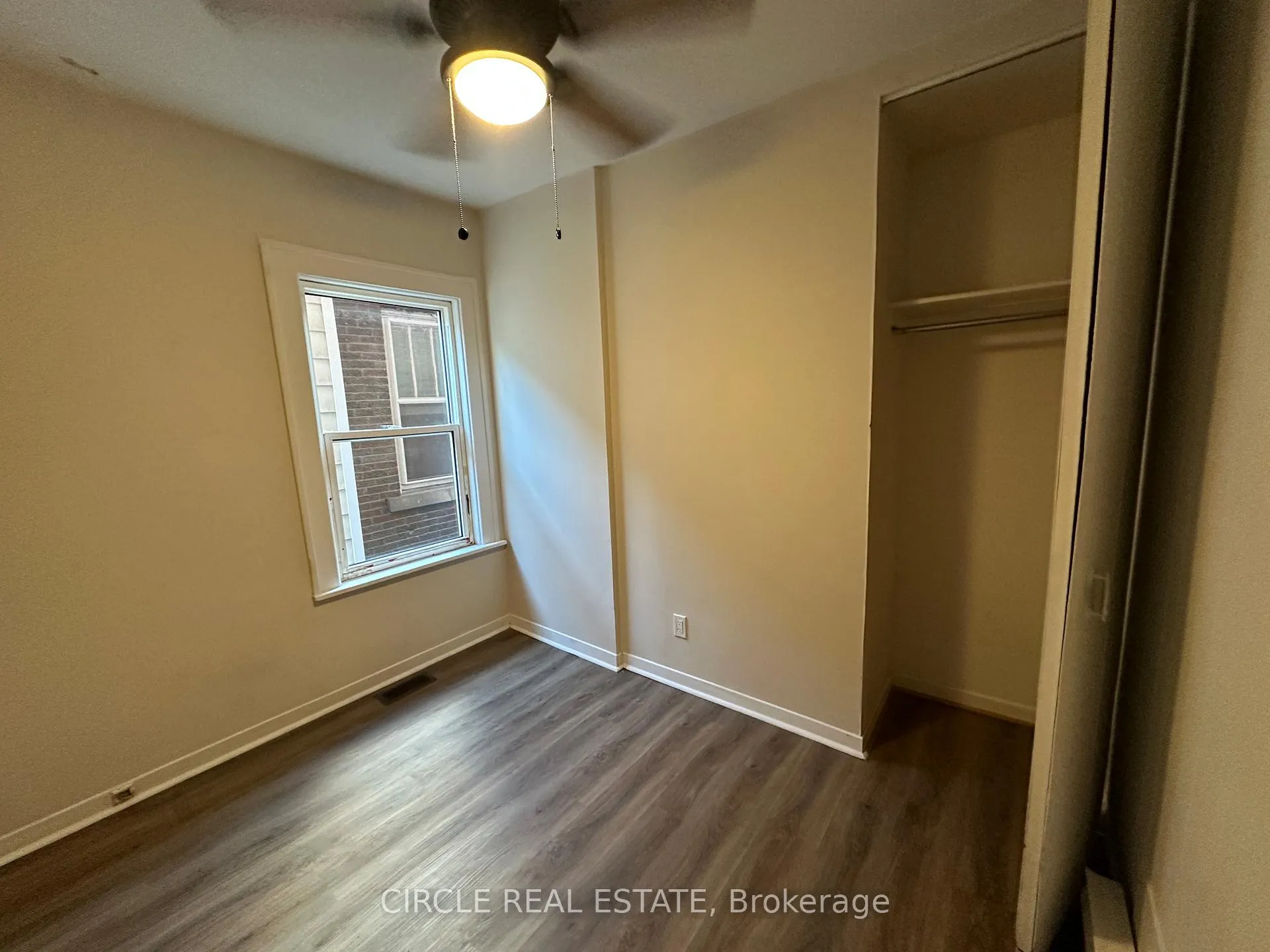 Photo 13 of 202-204 Mckay Avenue, Windsor — HOMEH