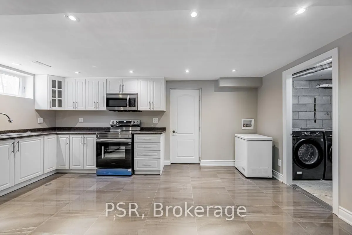 Photo 10 of Unit Lower, 40 Hickman Street, Caledon, Bolton West — HOMEH