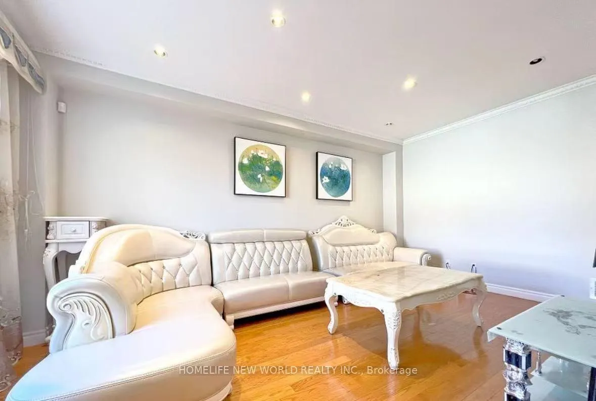 Photo 7 of 40 Irish Rose Drive, Markham, Berczy — HOMEH