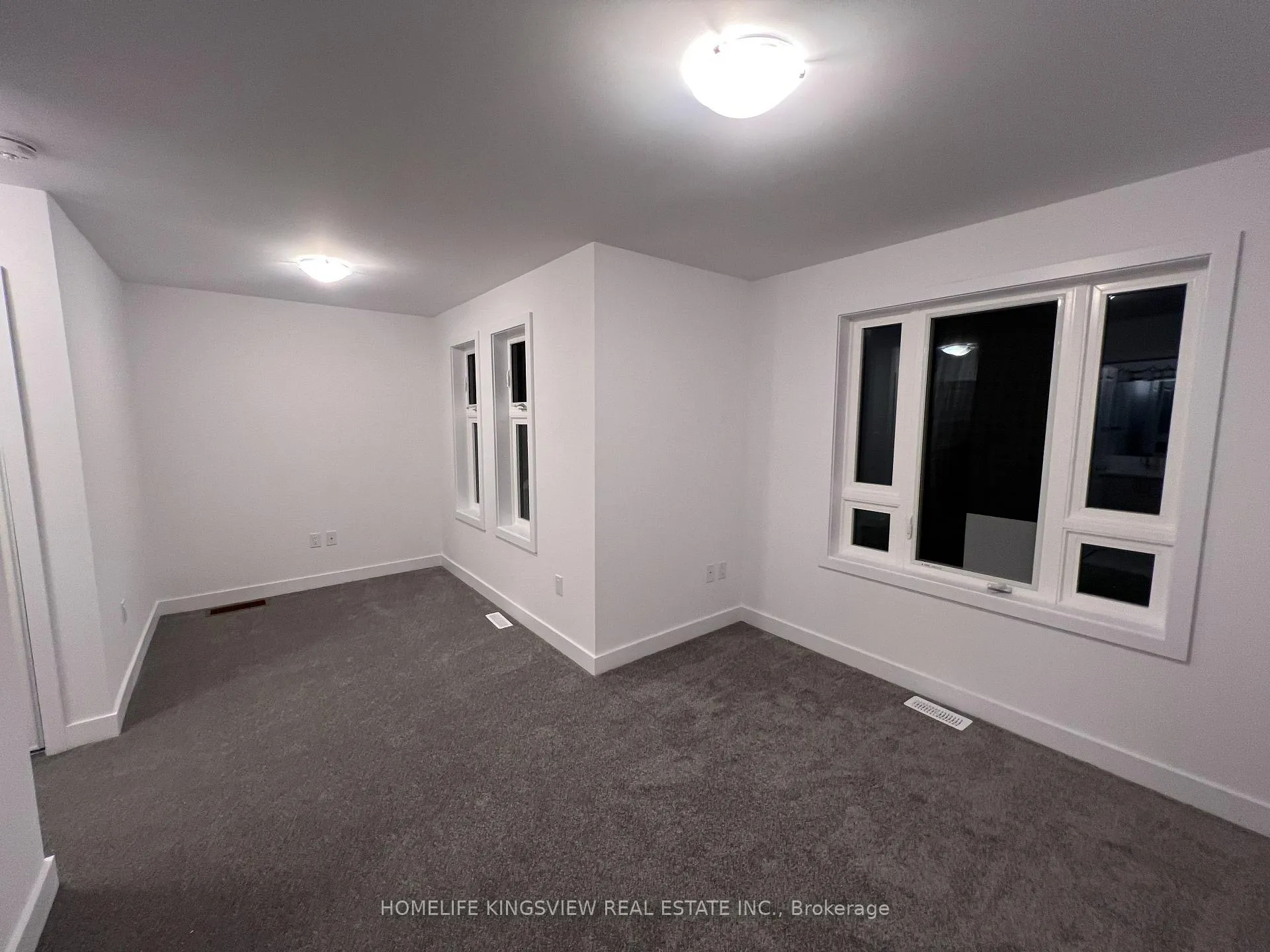 Photo 10 of 59 gateway Drive, Barrie, Rural Barrie Southeast — HOMEH