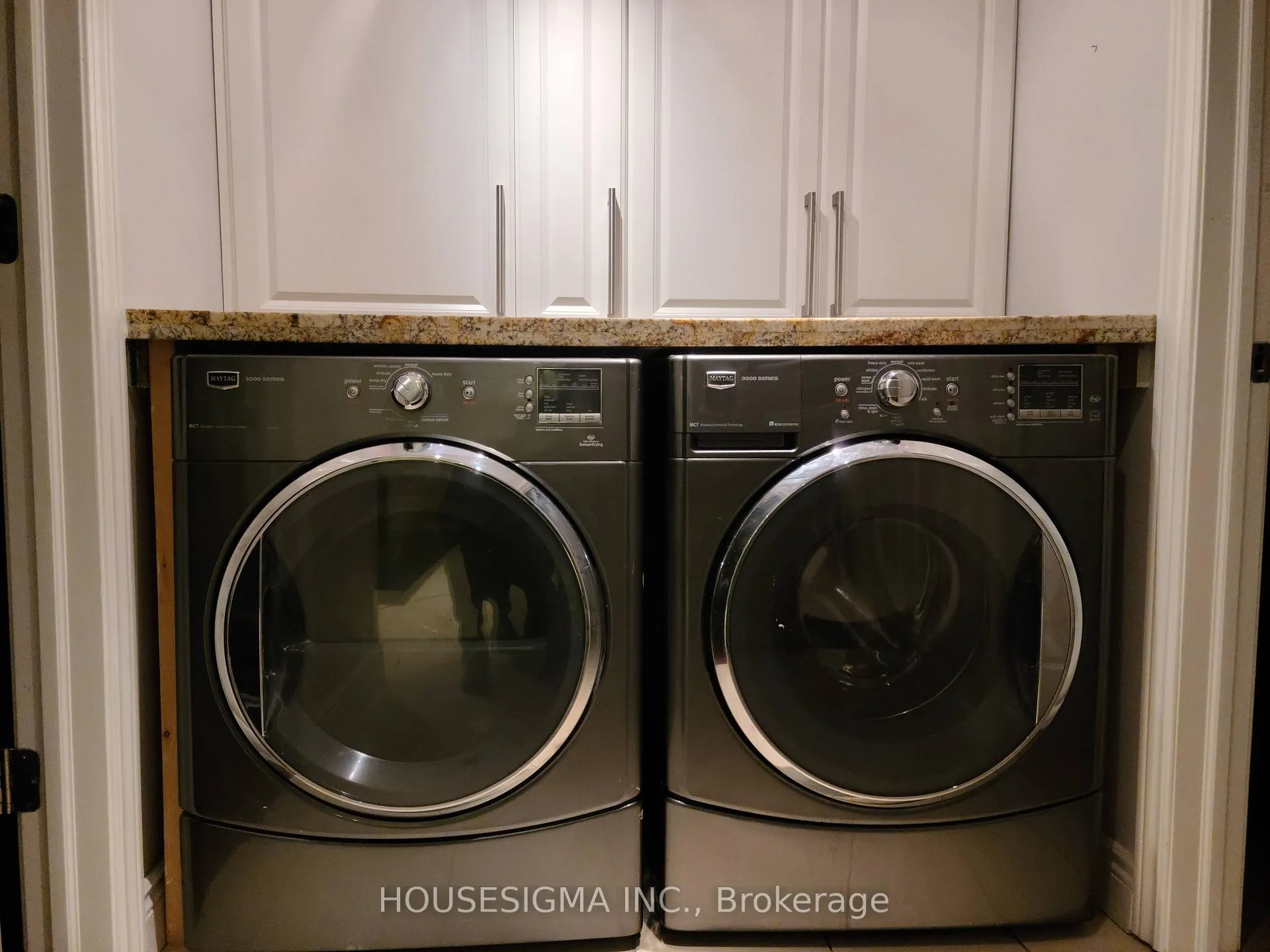 Photo 19 of Unit Lower, 48 Linacre Drive, Richmond Hill, Oak Ridges — HOMEH