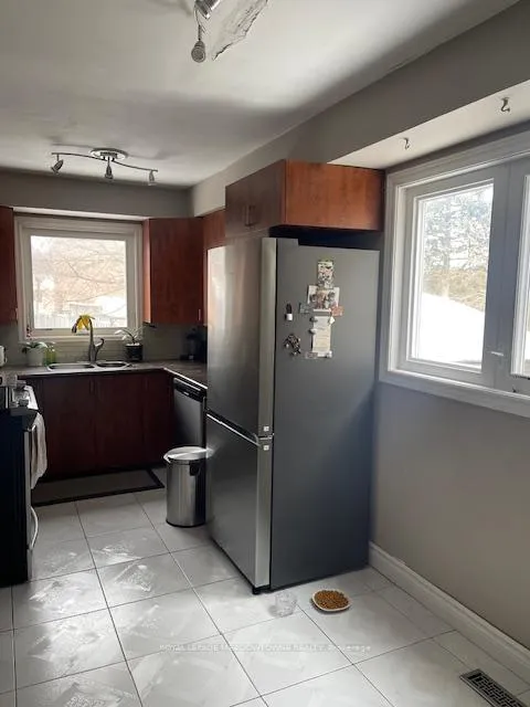 Photo 10 of 158 Stephen Street, Richmond Hill, North Richvale — HOMEH