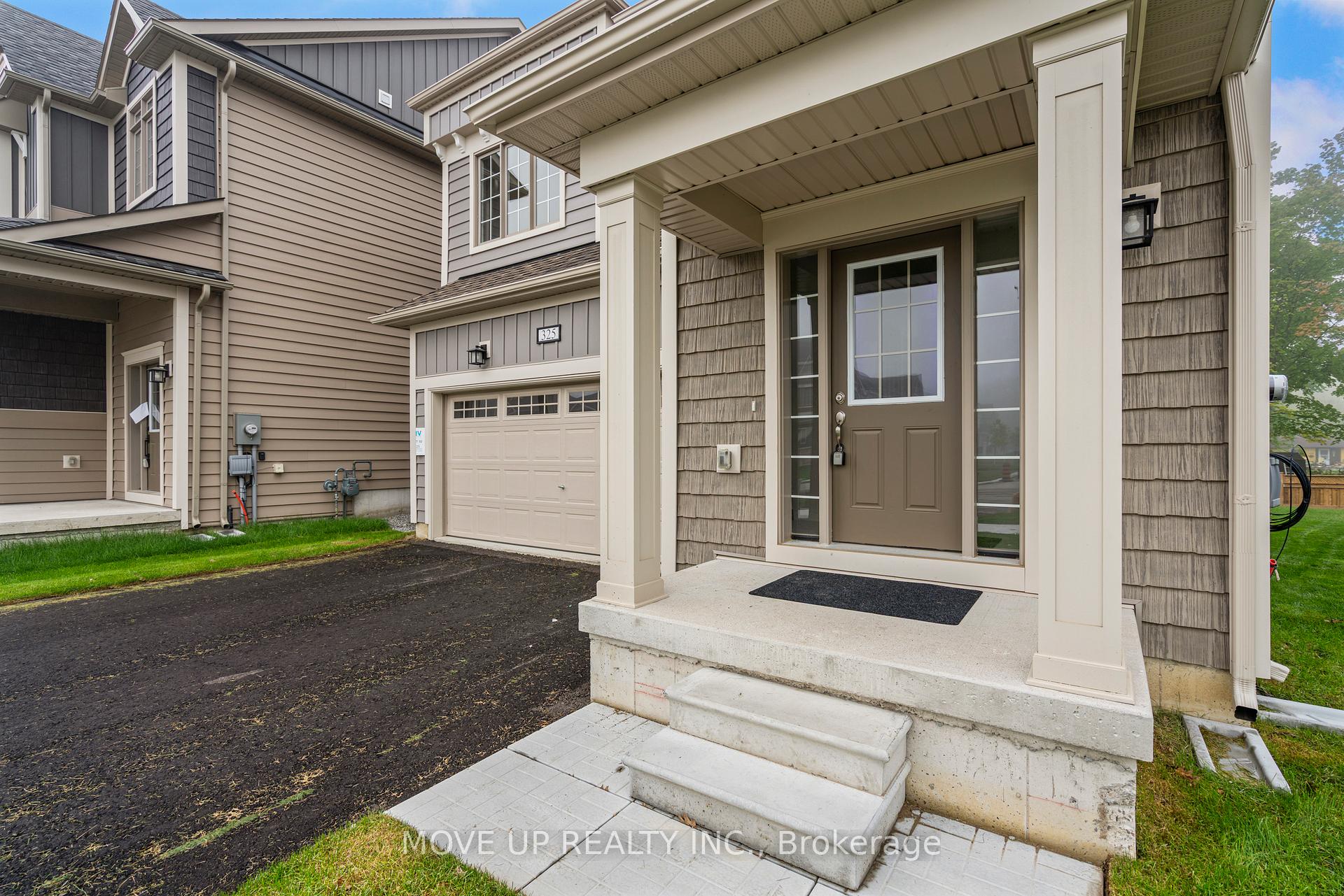 Photo 2 of 325 Beechwood Forest Lane, Gravenhurst, Muskoka (S) — HOMEH