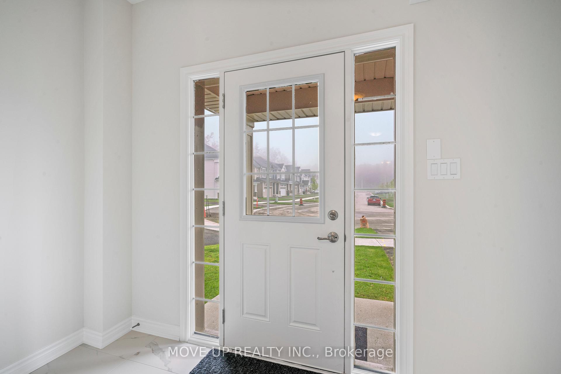 Photo 3 of 325 Beechwood Forest Lane, Gravenhurst, Muskoka (S) — HOMEH