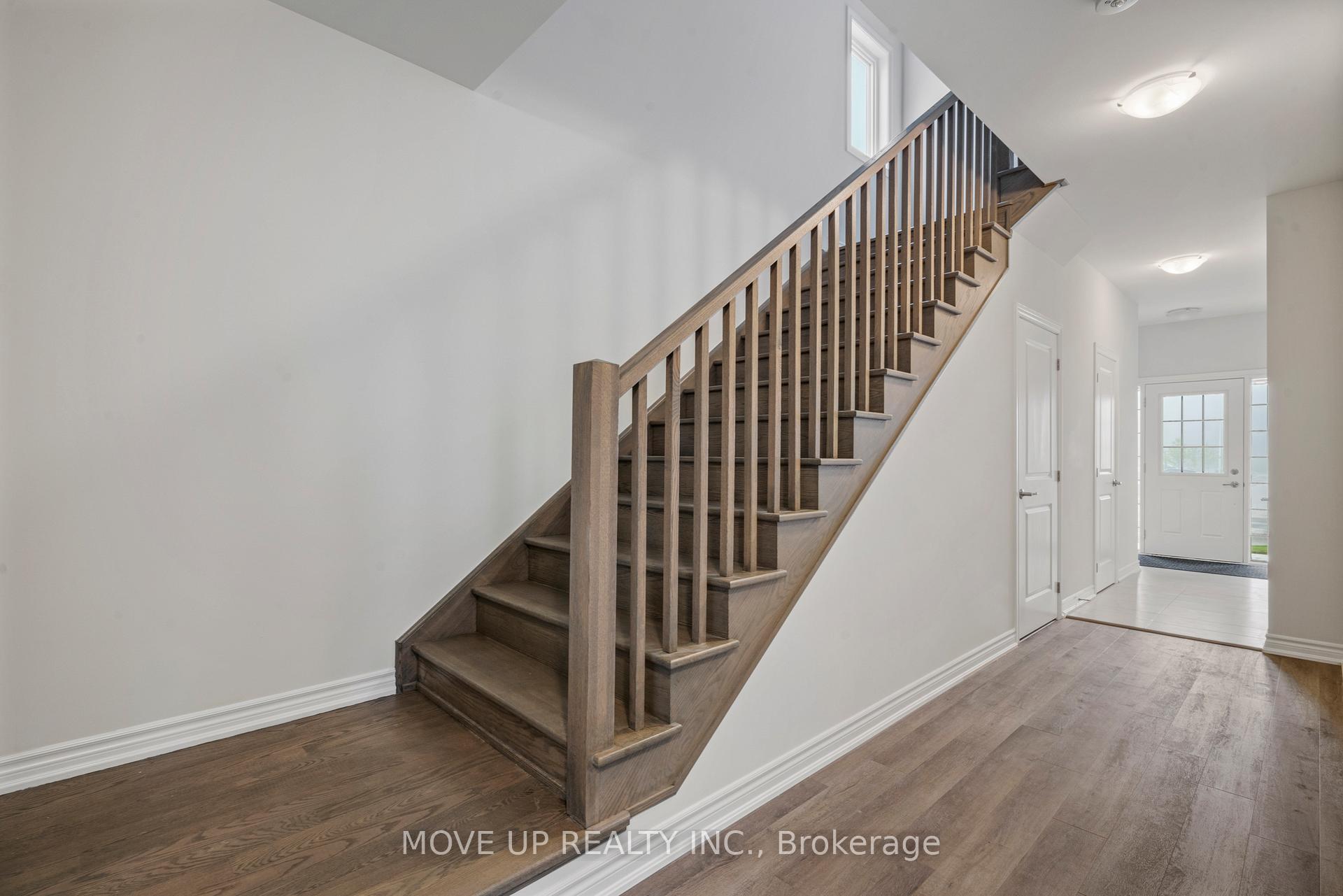 Photo 8 of 325 Beechwood Forest Lane, Gravenhurst, Muskoka (S) — HOMEH