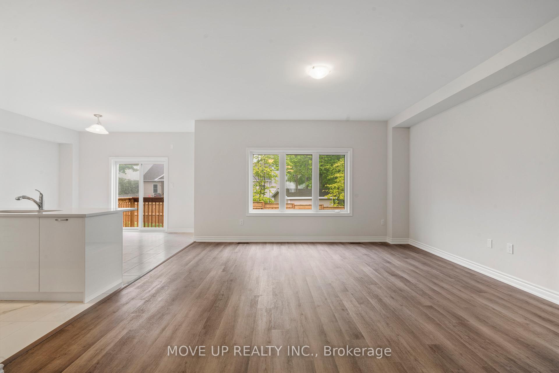 Photo 9 of 325 Beechwood Forest Lane, Gravenhurst, Muskoka (S) — HOMEH