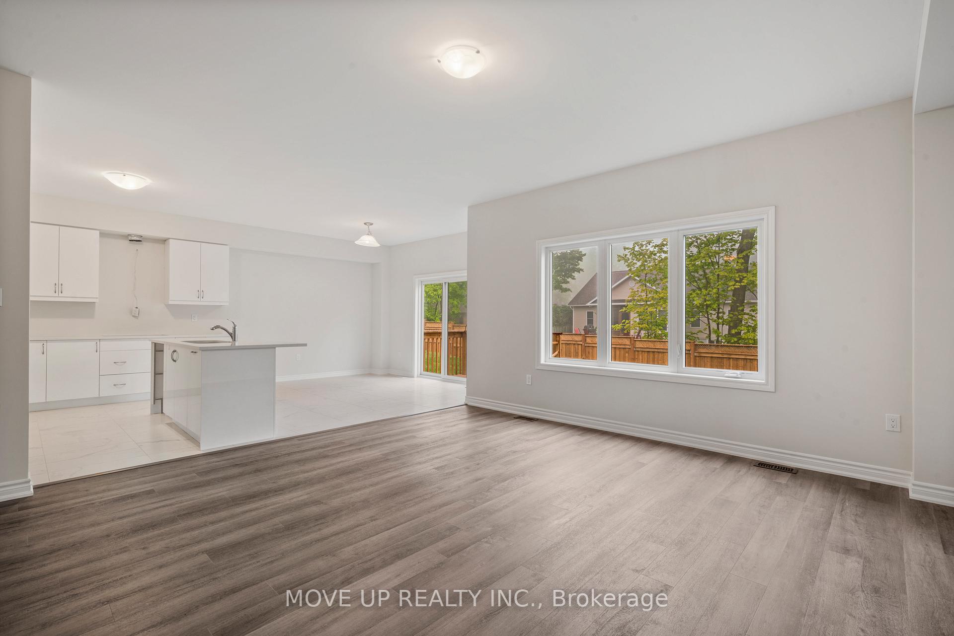 Photo 10 of 325 Beechwood Forest Lane, Gravenhurst, Muskoka (S) — HOMEH