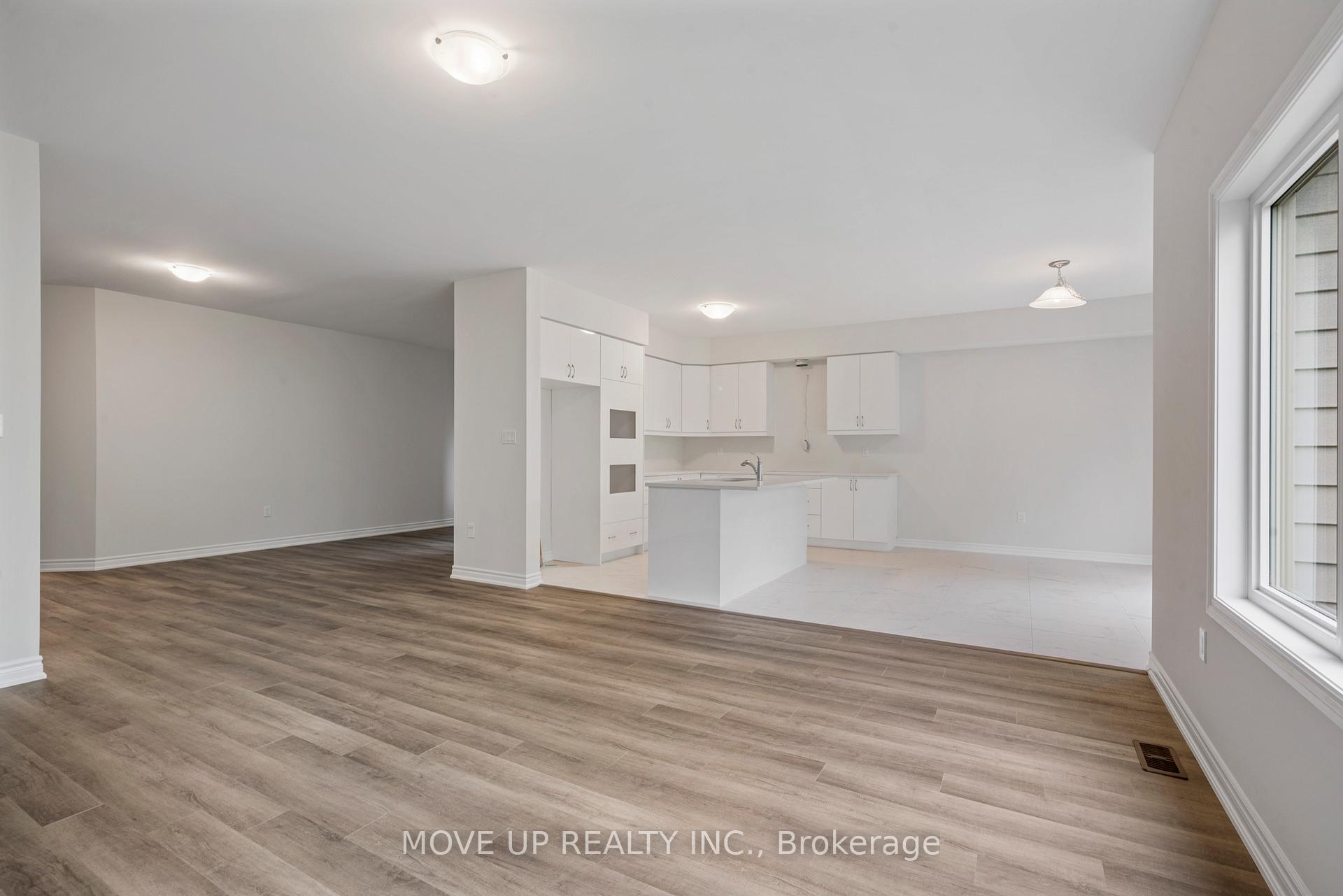 Photo 11 of 325 Beechwood Forest Lane, Gravenhurst, Muskoka (S) — HOMEH
