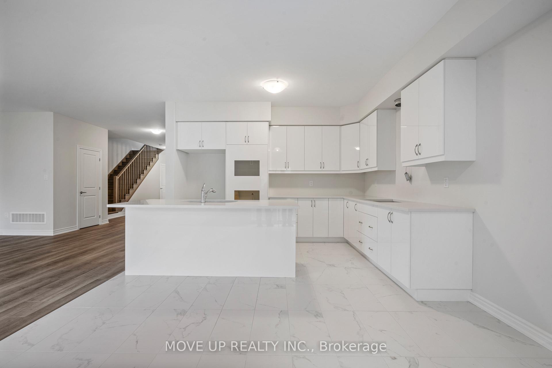 Photo 14 of 325 Beechwood Forest Lane, Gravenhurst, Muskoka (S) — HOMEH