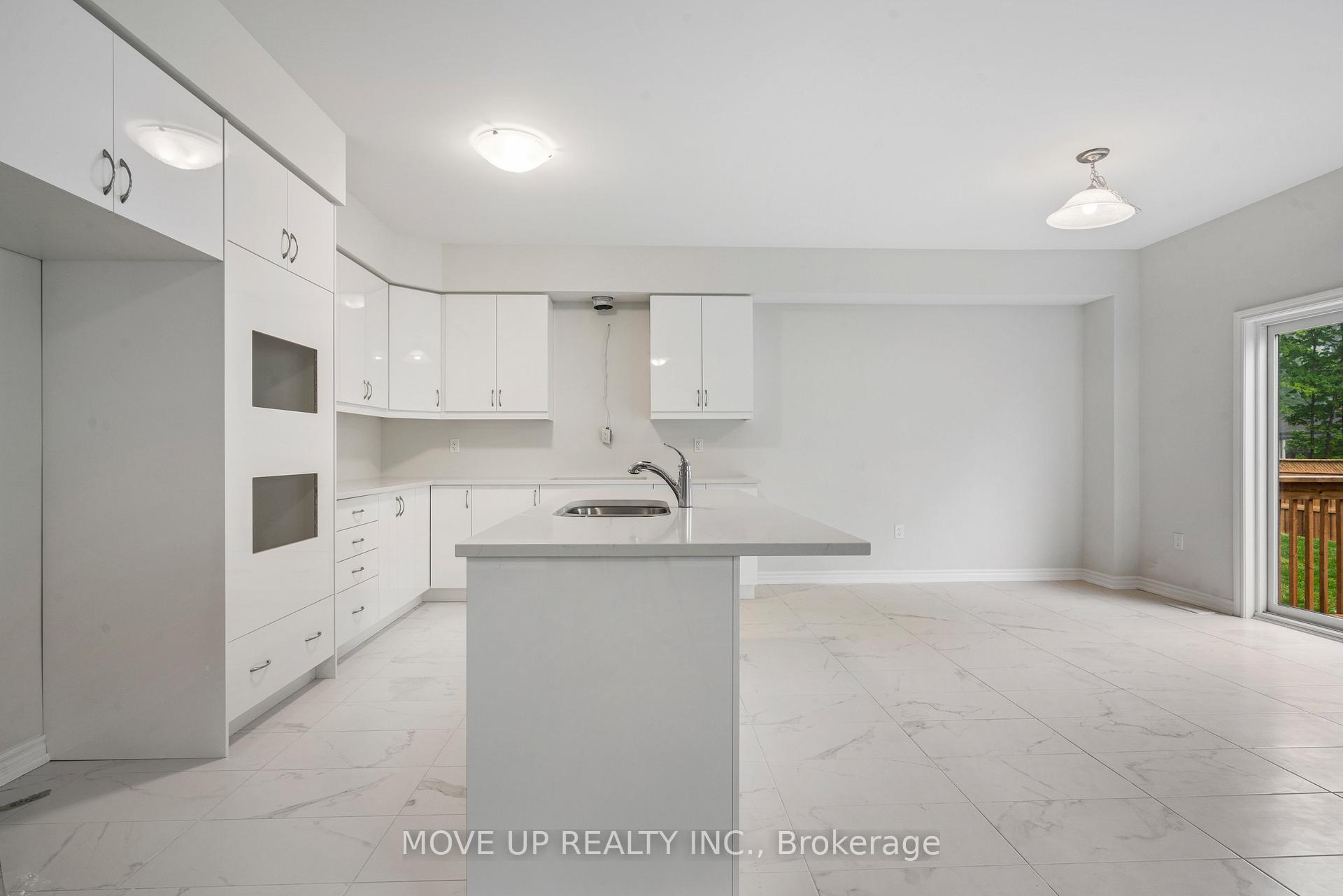 Photo 15 of 325 Beechwood Forest Lane, Gravenhurst, Muskoka (S) — HOMEH