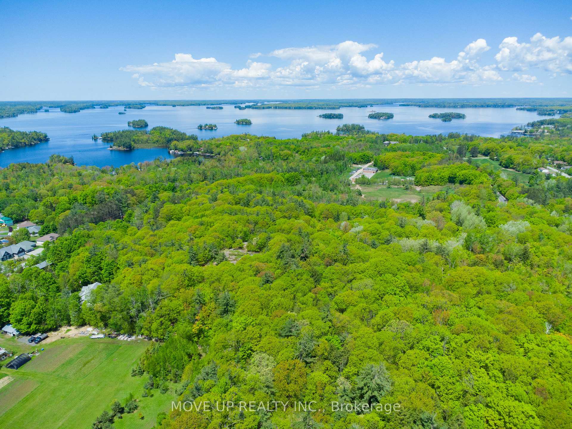 Photo 42 of 325 Beechwood Forest Lane, Gravenhurst, Muskoka (S) — HOMEH