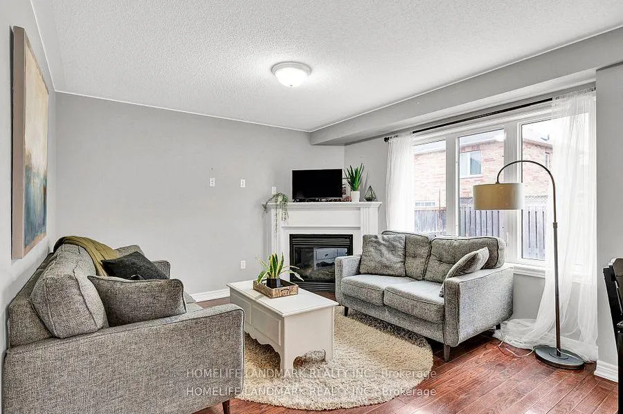 Photo 12 of 15 Megan Crescent, Barrie, Ardagh — HOMEH