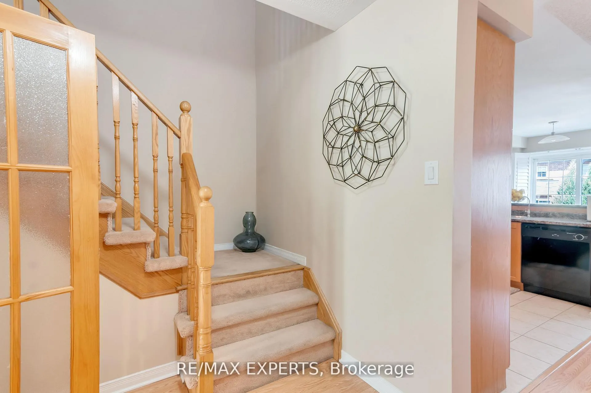Photo 5 of 76 Eagle Trace Drive, Brampton, Sandringham-Wellington — HOMEH