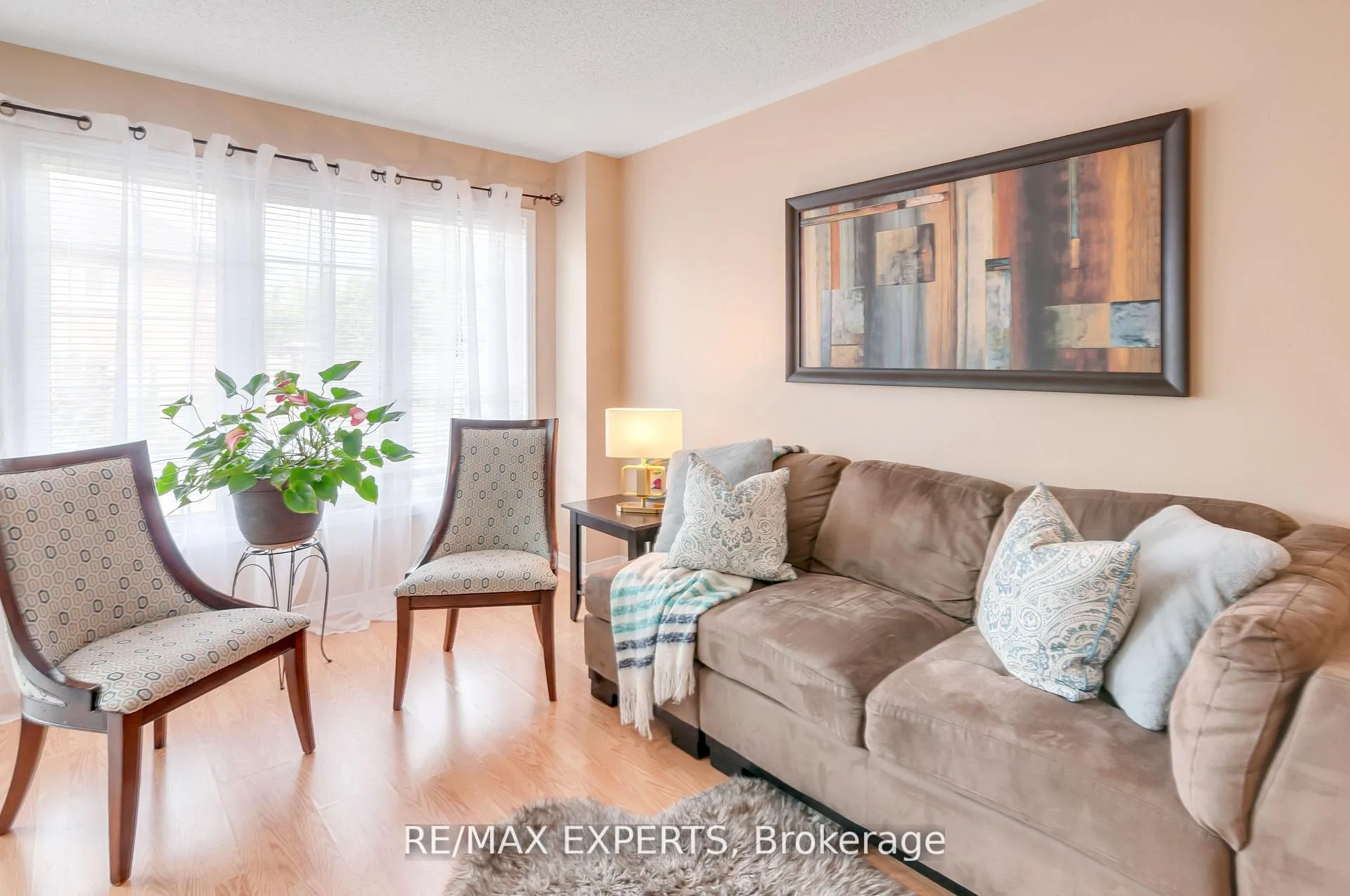 Photo 7 of 76 Eagle Trace Drive, Brampton, Sandringham-Wellington — HOMEH