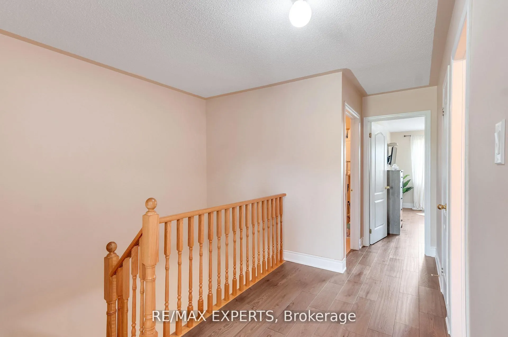 Photo 21 of 76 Eagle Trace Drive, Brampton, Sandringham-Wellington — HOMEH