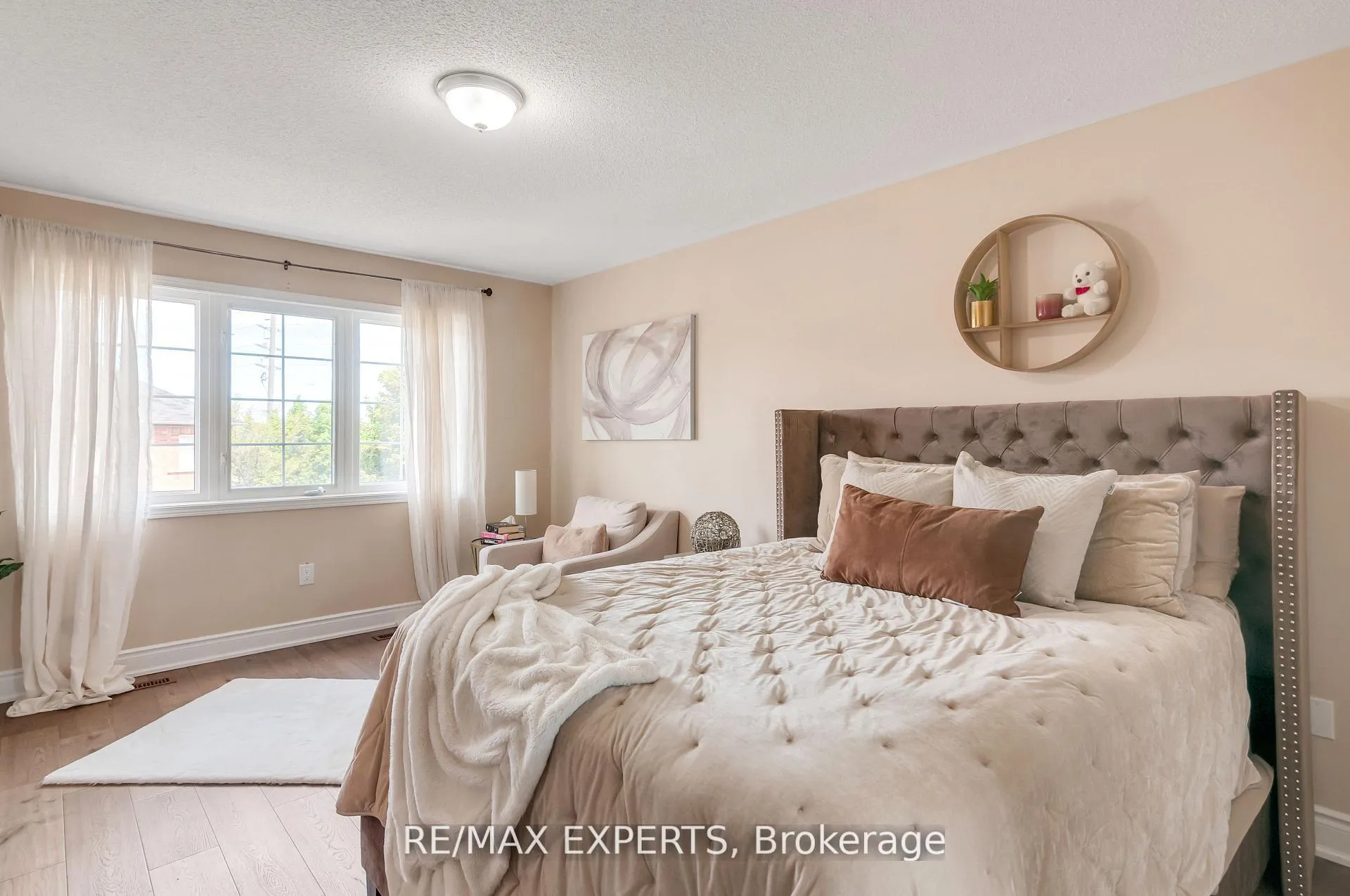 Photo 22 of 76 Eagle Trace Drive, Brampton, Sandringham-Wellington — HOMEH