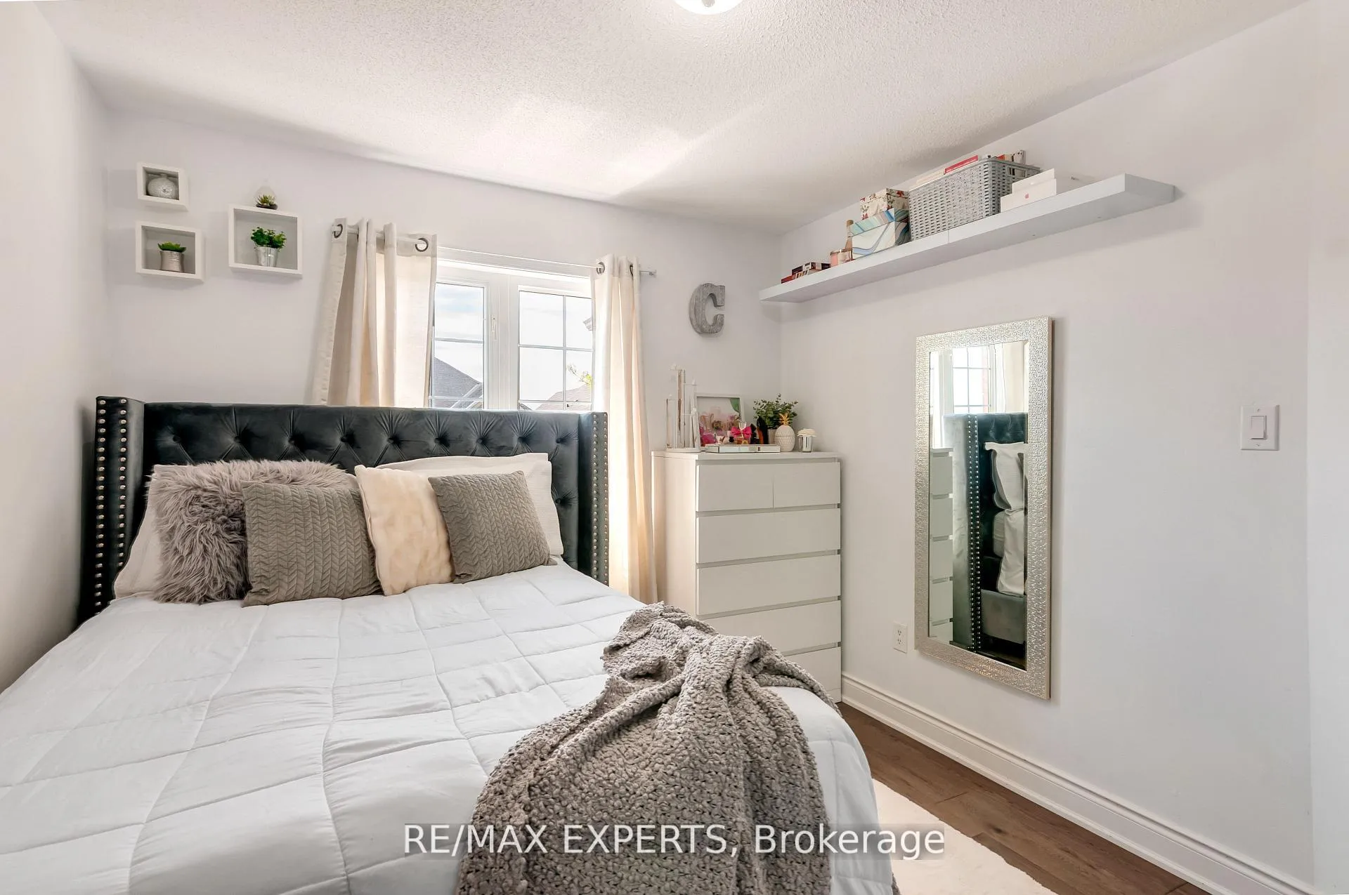Photo 29 of 76 Eagle Trace Drive, Brampton, Sandringham-Wellington — HOMEH
