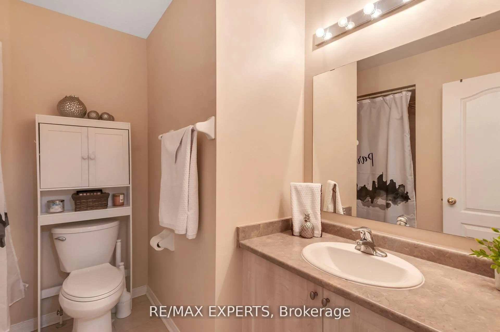 Photo 33 of 76 Eagle Trace Drive, Brampton, Sandringham-Wellington — HOMEH