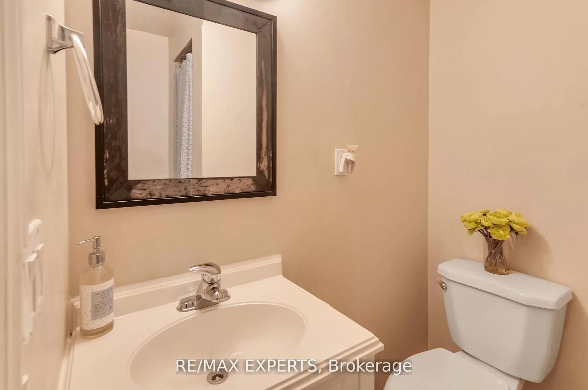 Photo 40 of 76 Eagle Trace Drive, Brampton, Sandringham-Wellington — HOMEH