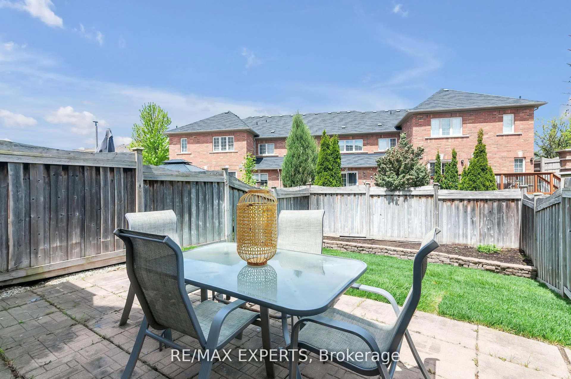 Photo 41 of 76 Eagle Trace Drive, Brampton, Sandringham-Wellington — HOMEH