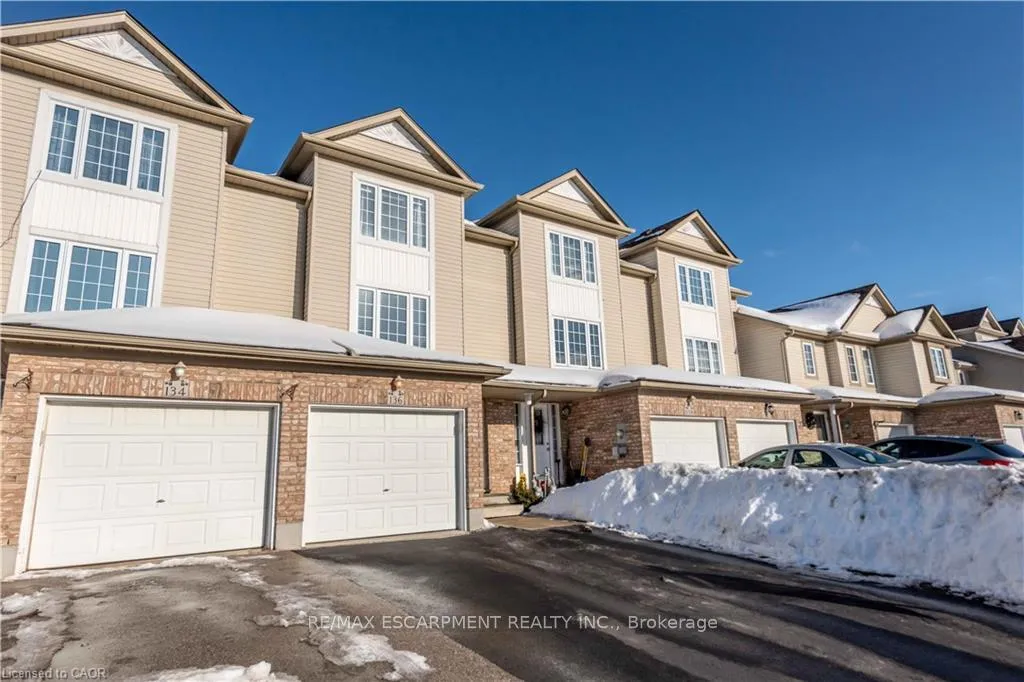 Photo 1 of 136 Donnenwerth Drive, Kitchener — HOMEH