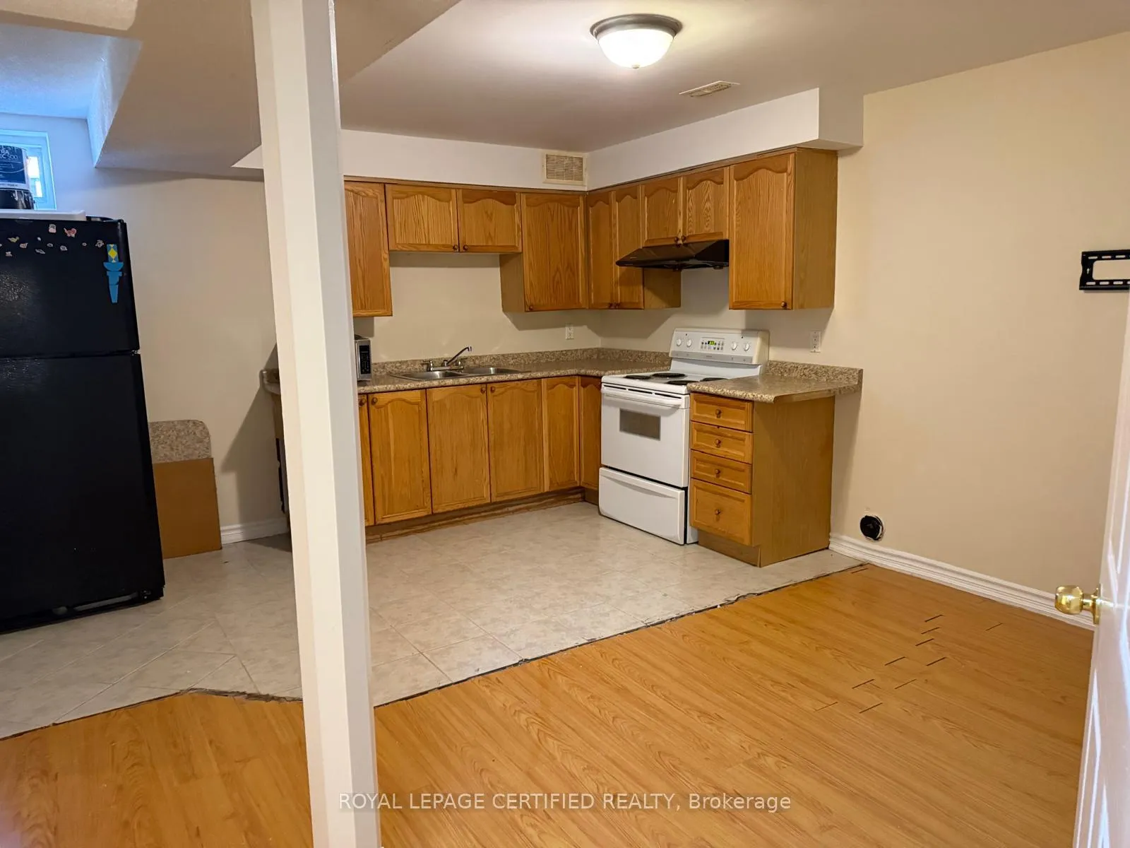 Photo 8 of Unit Lower, 88 Williamson Drive, Brampton, Fletcher's Meadow — HOMEH