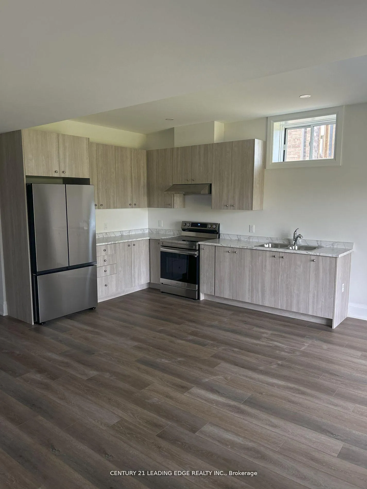 Photo 7 of 527 Kleinburg Summit Way, Vaughan, Kleinburg — HOMEH